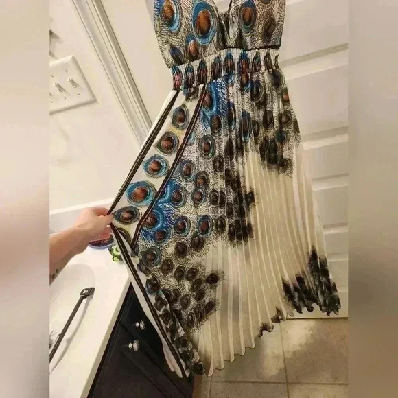 Step in Style Accordion Empire Cut Peacock Dress Size S Maxi Y2K #Z572 - Picture 2 of 5